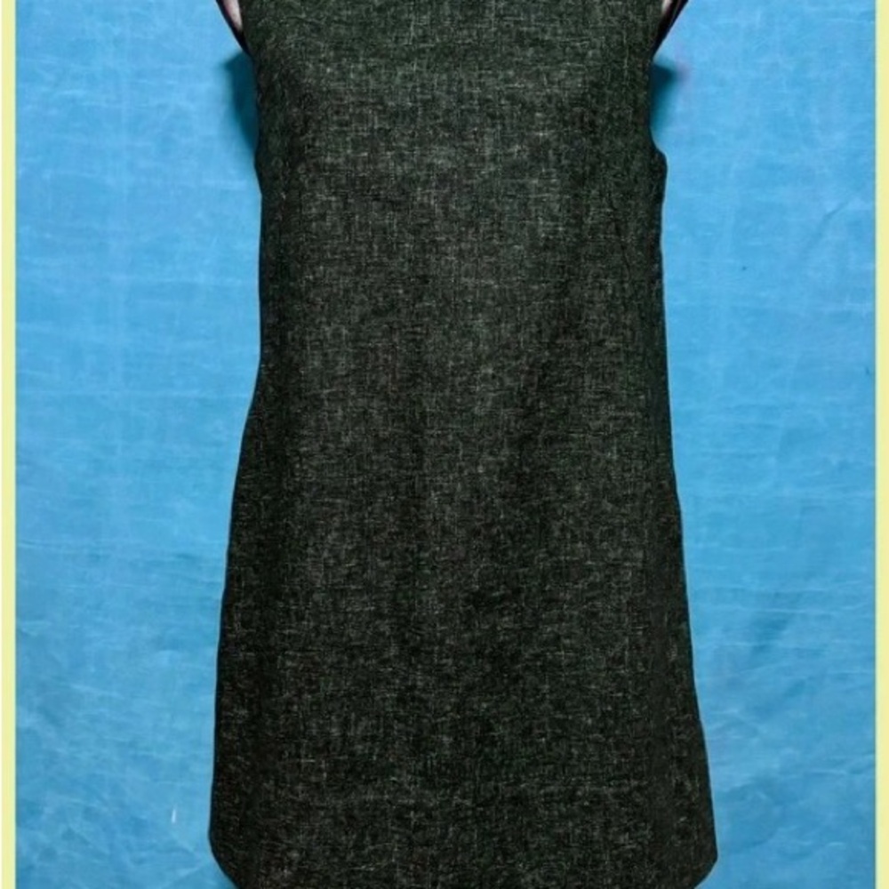 Chic Black Sleeveless Tunic